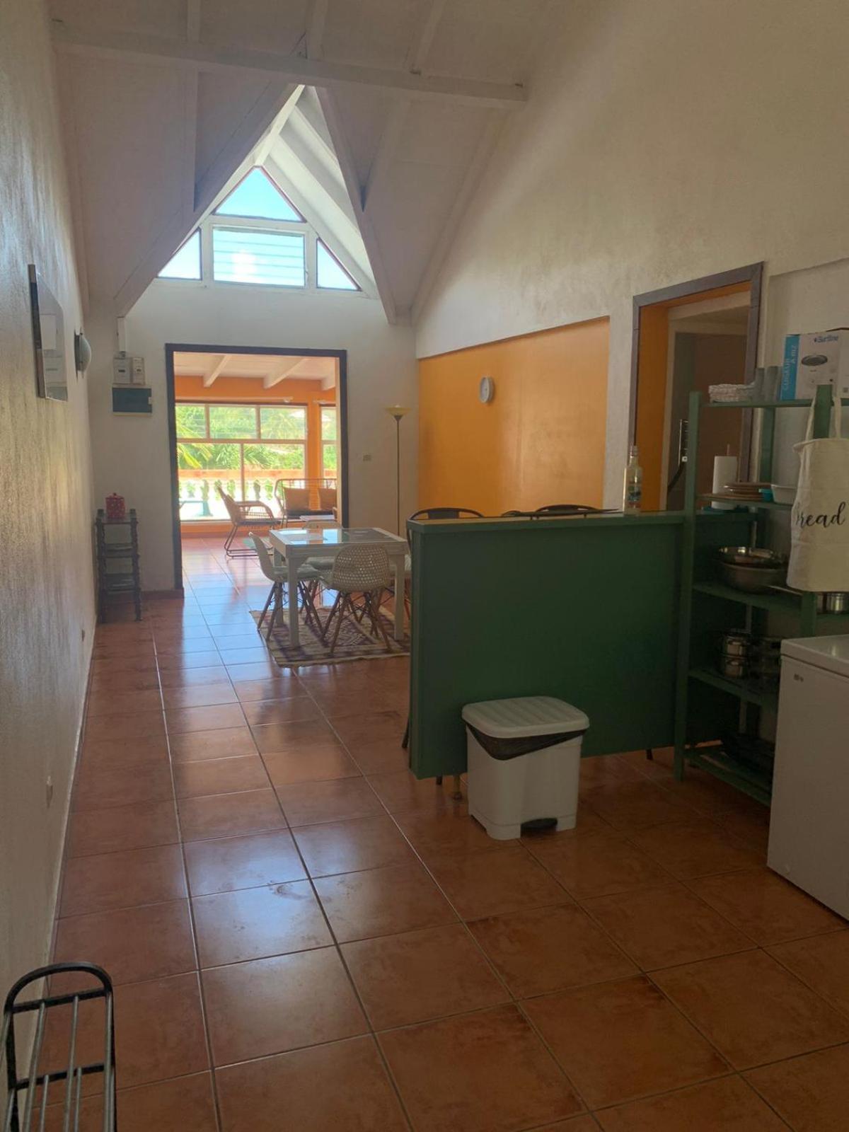 Chez Lulu Apartment Les Abymes Luaran gambar